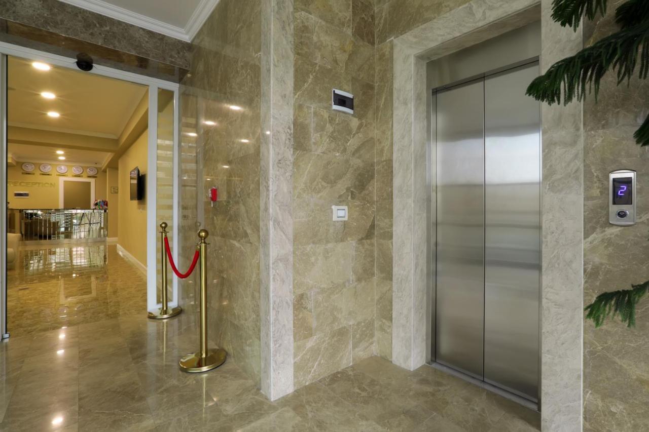 Rusel Hotel Baku Exterior foto
