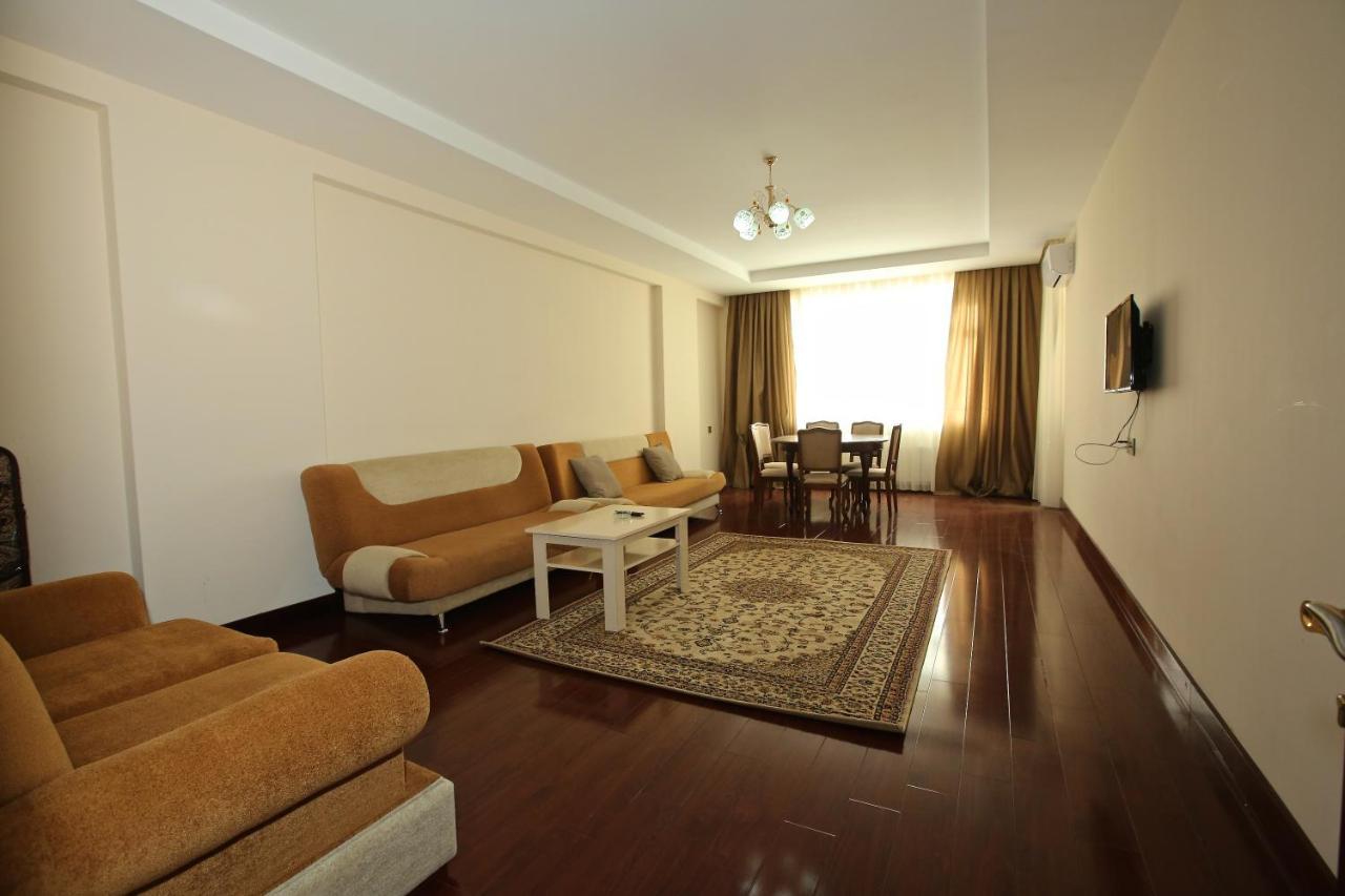Rusel Hotel Baku Exterior foto