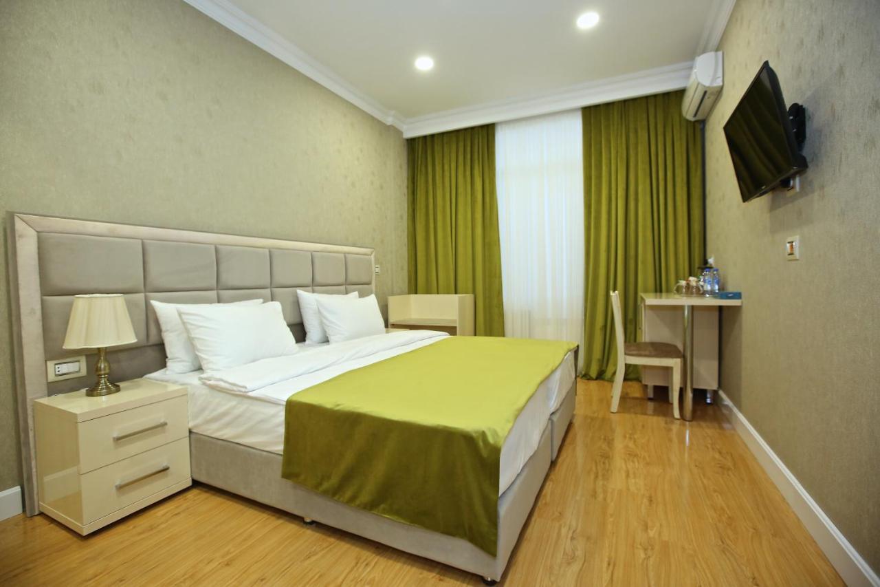 Rusel Hotel Baku Exterior foto